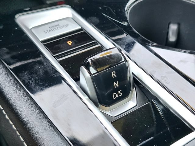 Used 2024 Volkswagen Atlas SEL Premium R-Line AWD/4WD image 29