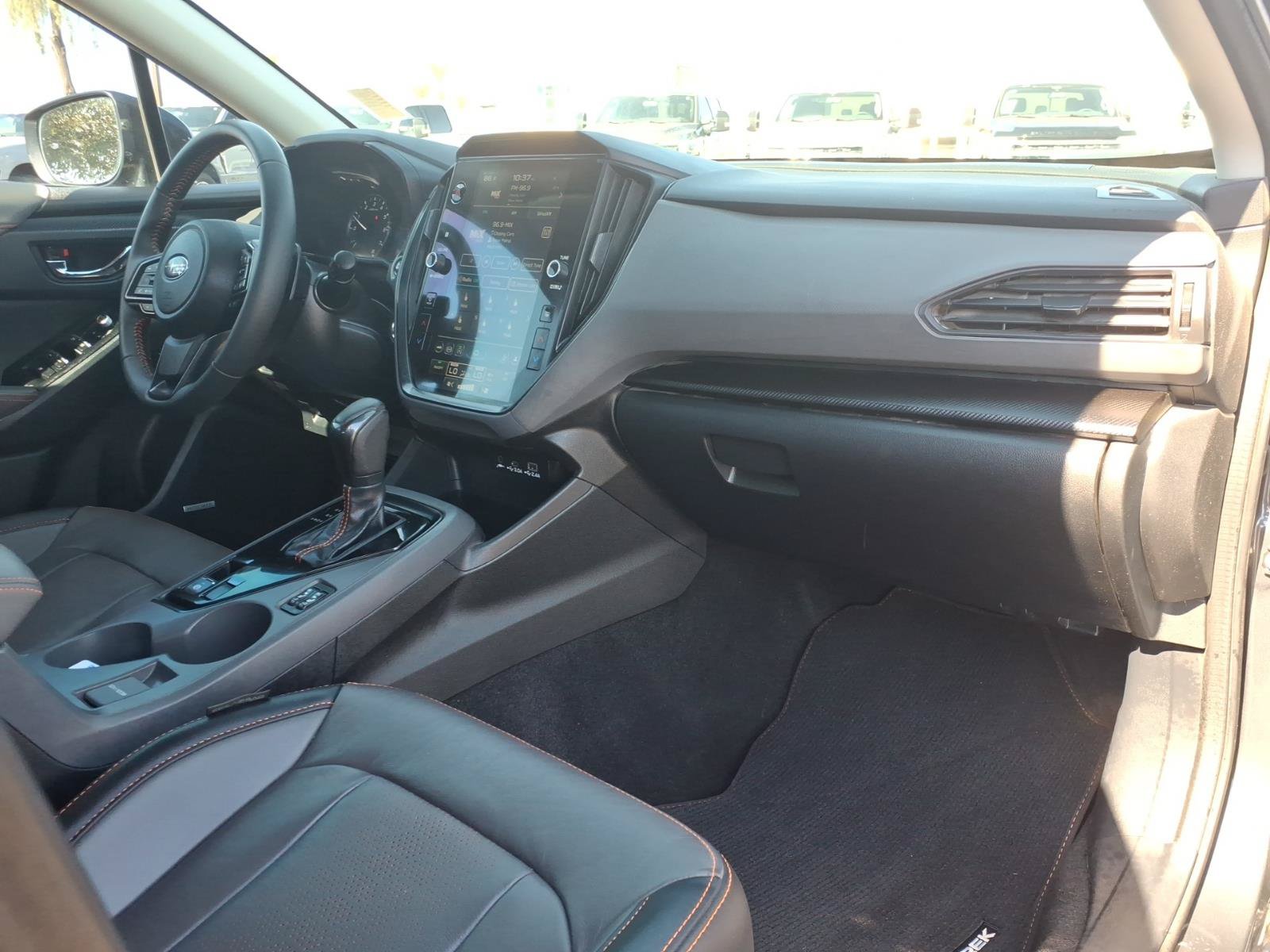 Used 2024 Subaru Crosstrek 2.5i Limited w/ Crosstrek Mirror Package AWD/4WD image 10