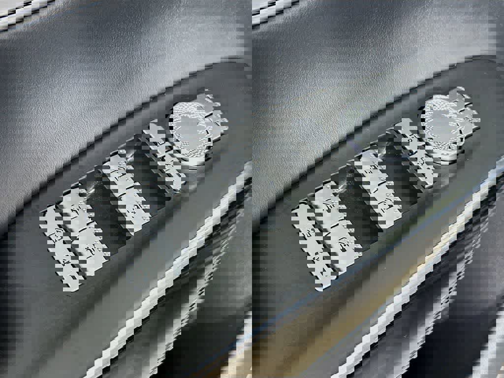 Used 2025 Genesis GV70 2.5T image 29