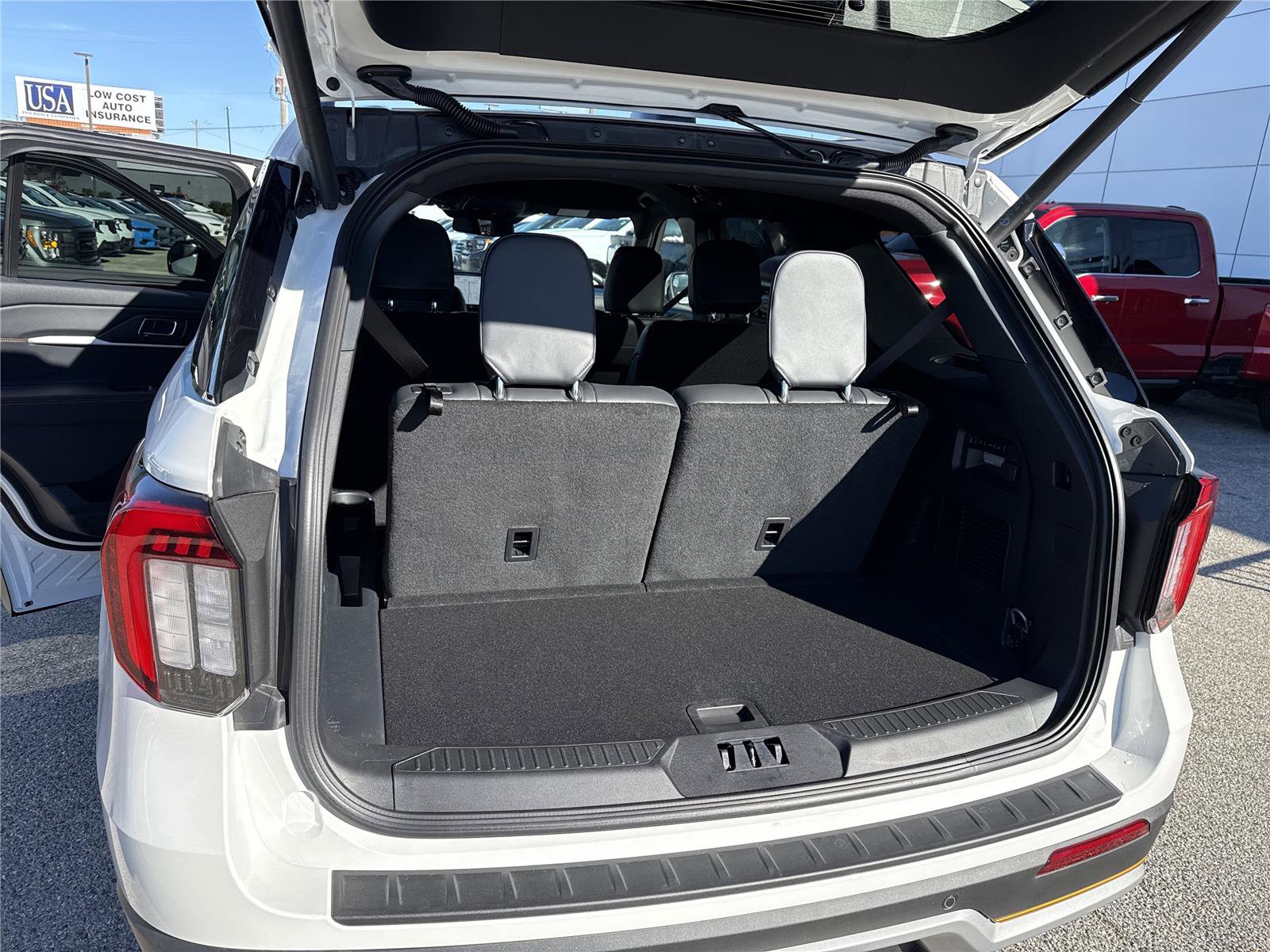 Certified 2026 Ford Explorer Tremor w/ Tremor Convenience Package image 31