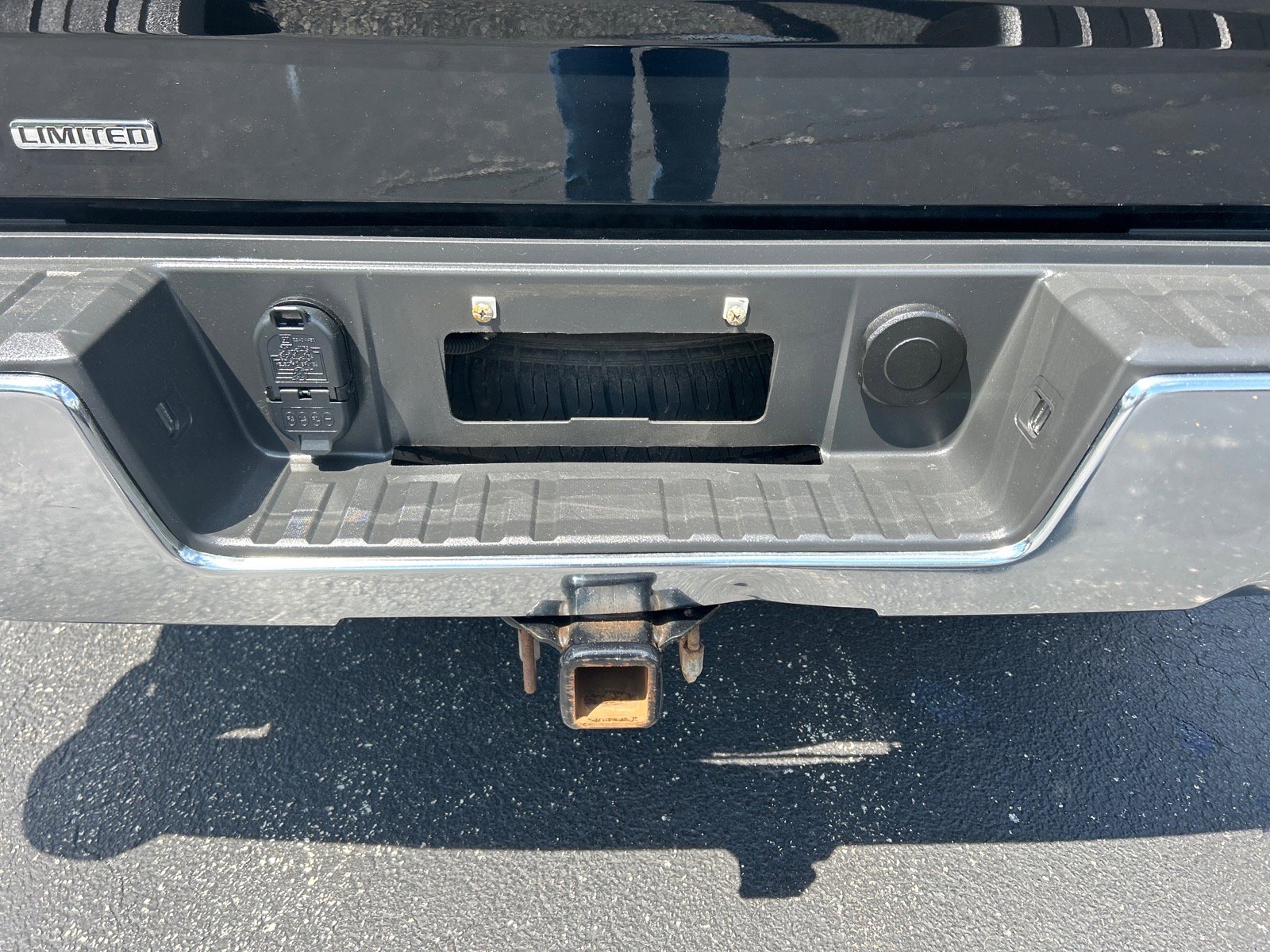 Used 2019 GMC Sierra 1500 SLE w/ Black Pack AWD/4WD image 13
