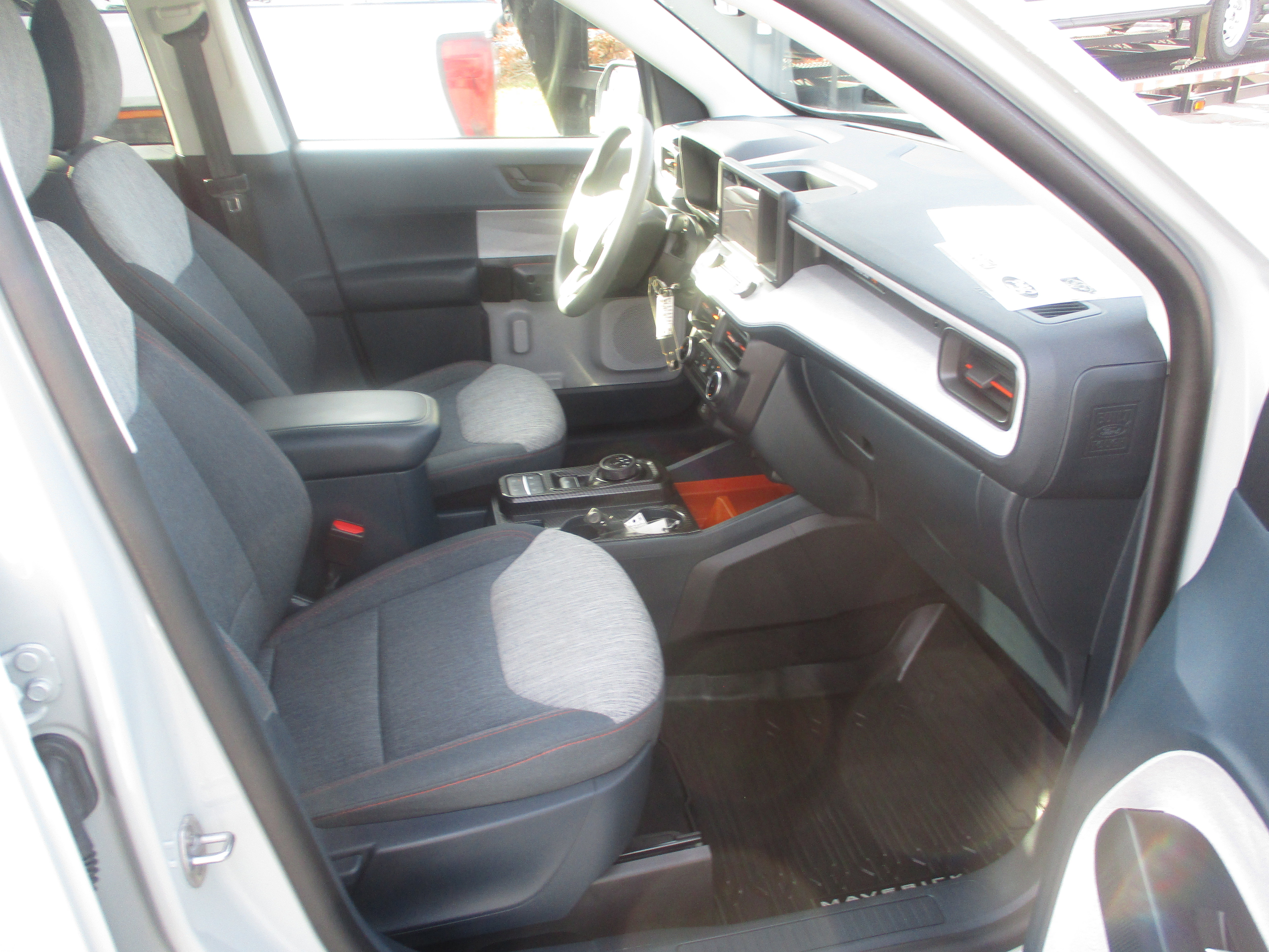 Certified 2022 Ford Maverick XLT w/ Equipment Group 300A Standard image 14