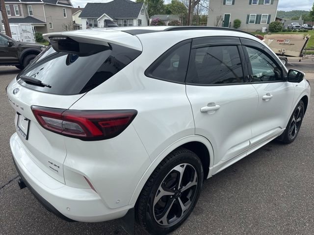 Certified 2023 Ford Escape ST-Line Elite w/ Premium Technology Package AWD/4WD image 6