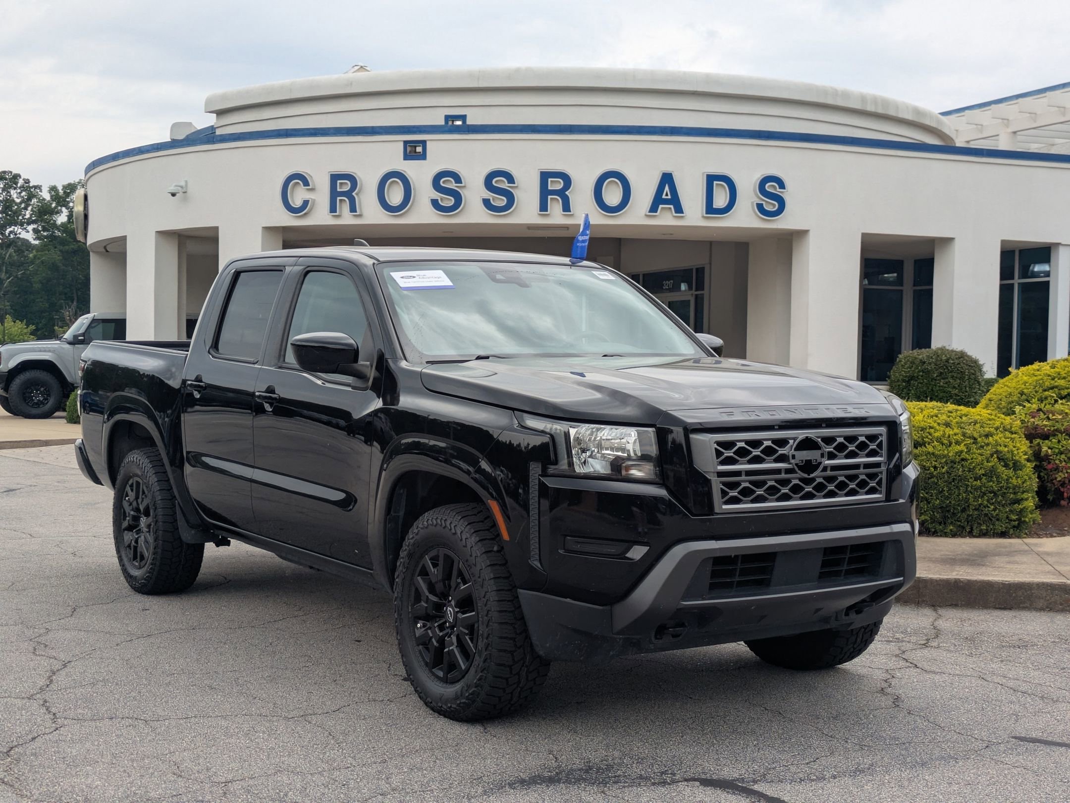 Used 2022 Nissan Frontier SV