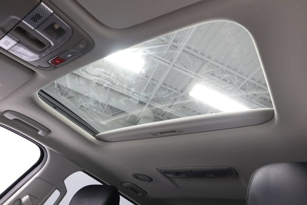 Used 2024 Kia Telluride S w/ S Sunroof Package FWD image 35