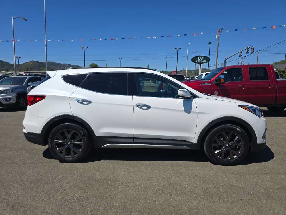Used 2017 Hyundai Santa Fe Sport AWD/4WD image 6