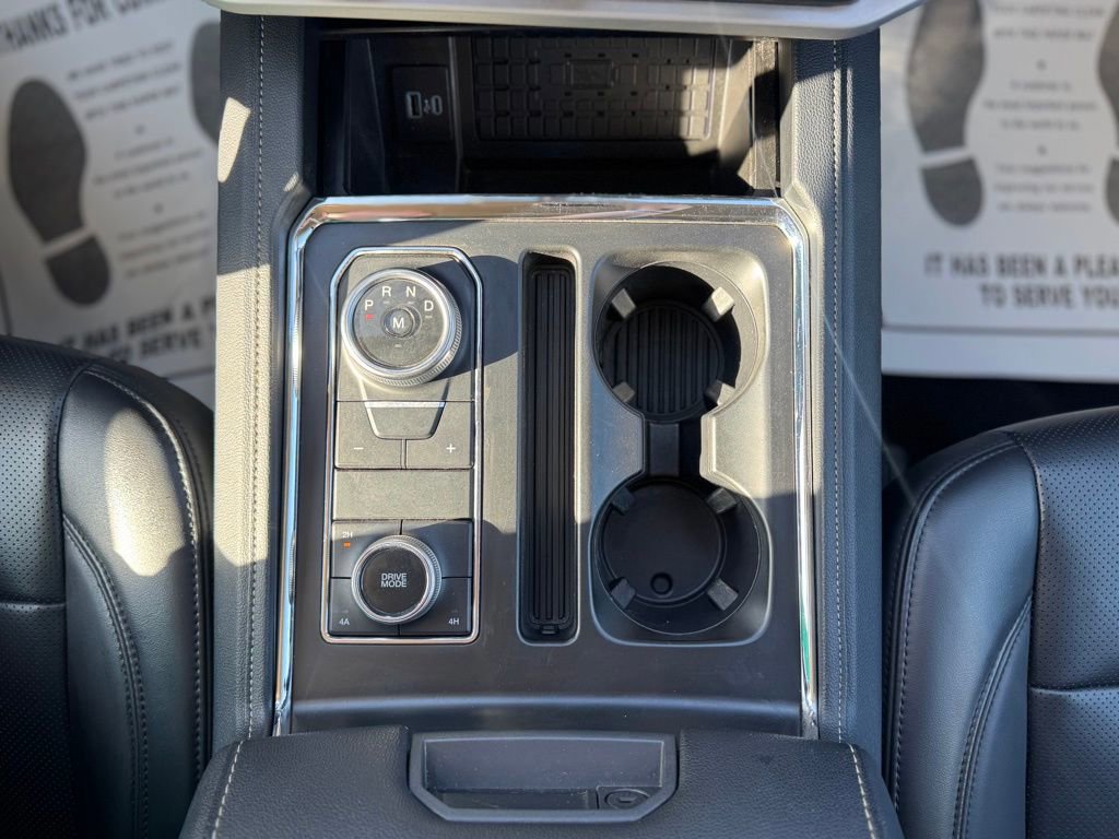 Certified 2024 Ford Expedition XLT image 27