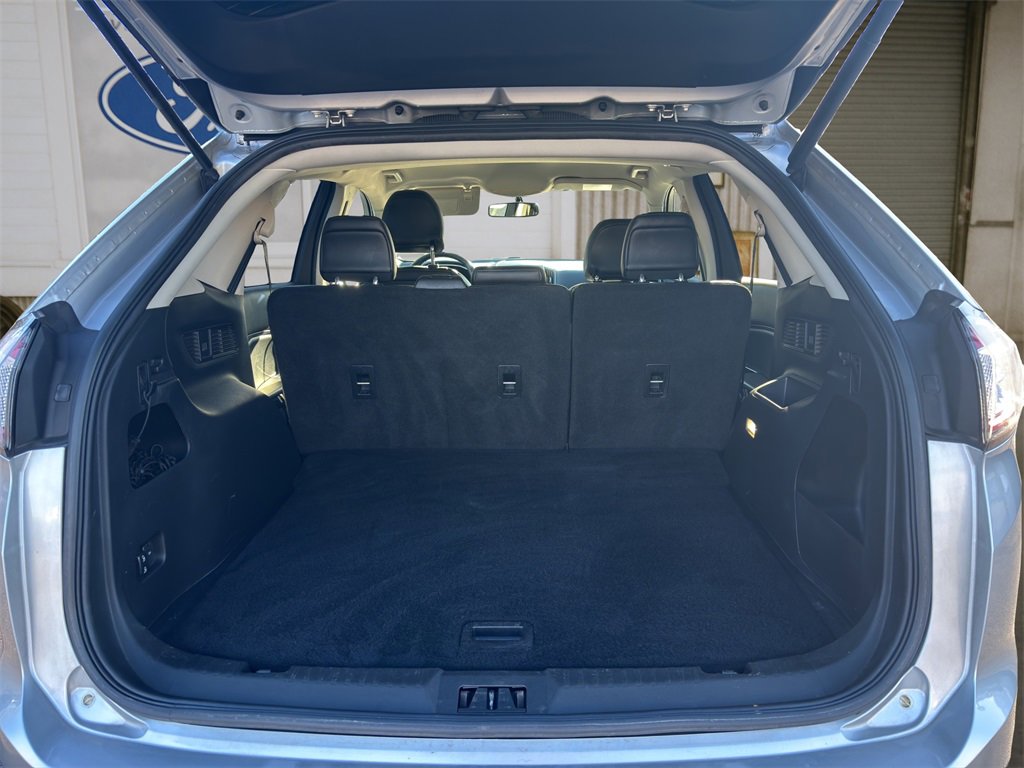 Certified 2017 Ford Edge SEL w/ Equipment Group 201A image 10
