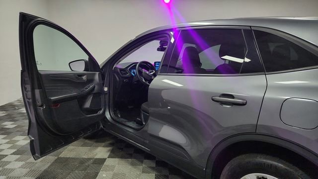 Certified 2025 Ford Escape Active AWD/4WD image 17
