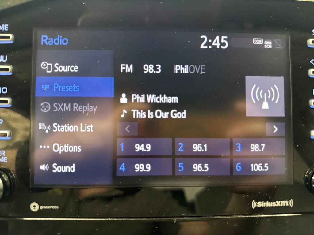 Used 2023 Toyota Camry SE image 25