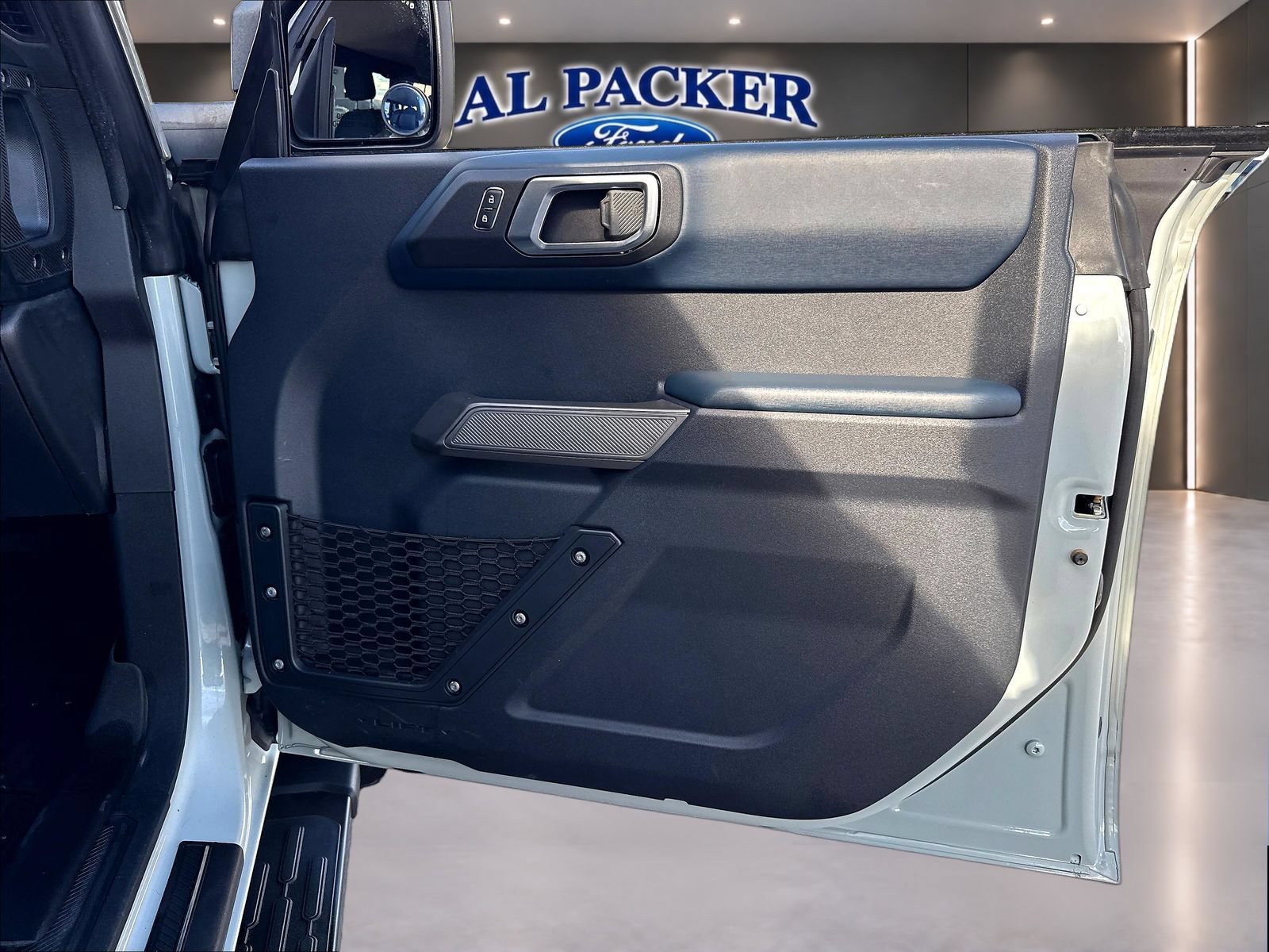 Certified 2022 Ford Bronco Outer Banks AWD/4WD image 30