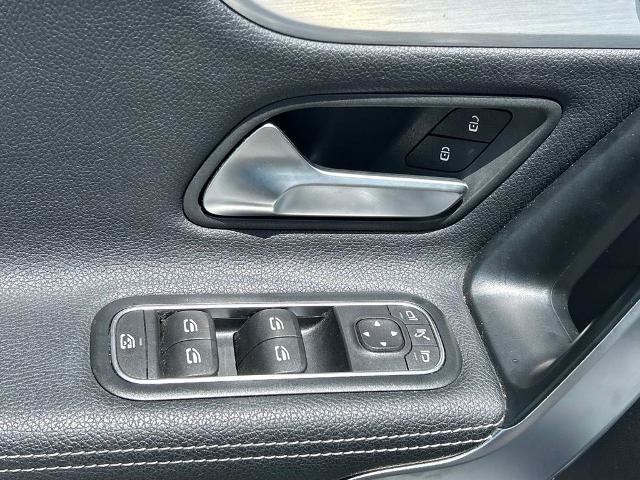 Used 2025 Mercedes-Benz CLA 250 image 19