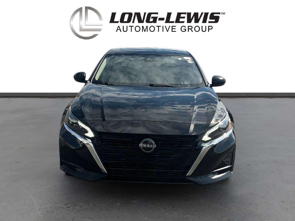 Used 2023 Nissan Altima 2.5 SV FWD image 11