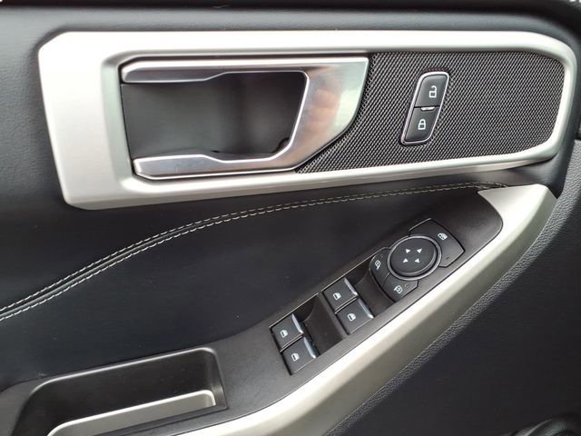 Certified 2022 Ford Explorer XLT w/ Equipment Group 202A image 28