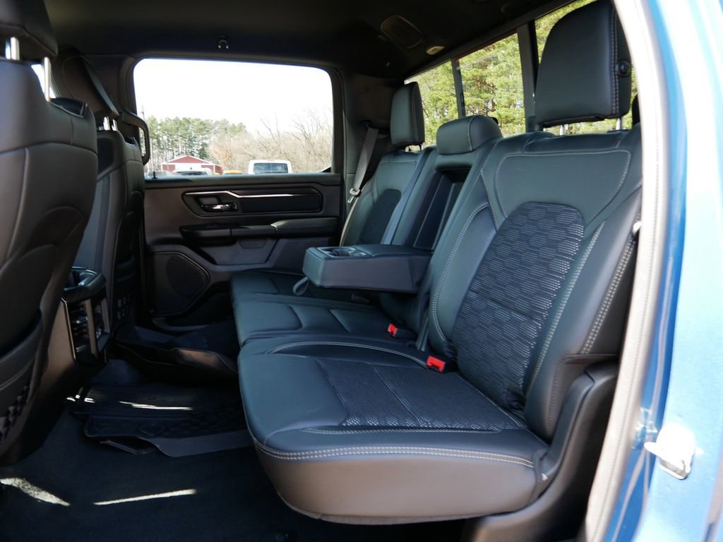Used 2024 RAM 1500 Big Horn AWD/4WD image 11