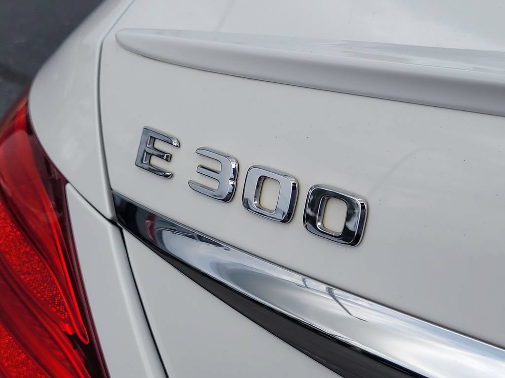 Used 2019 Mercedes-Benz E 300 image 6