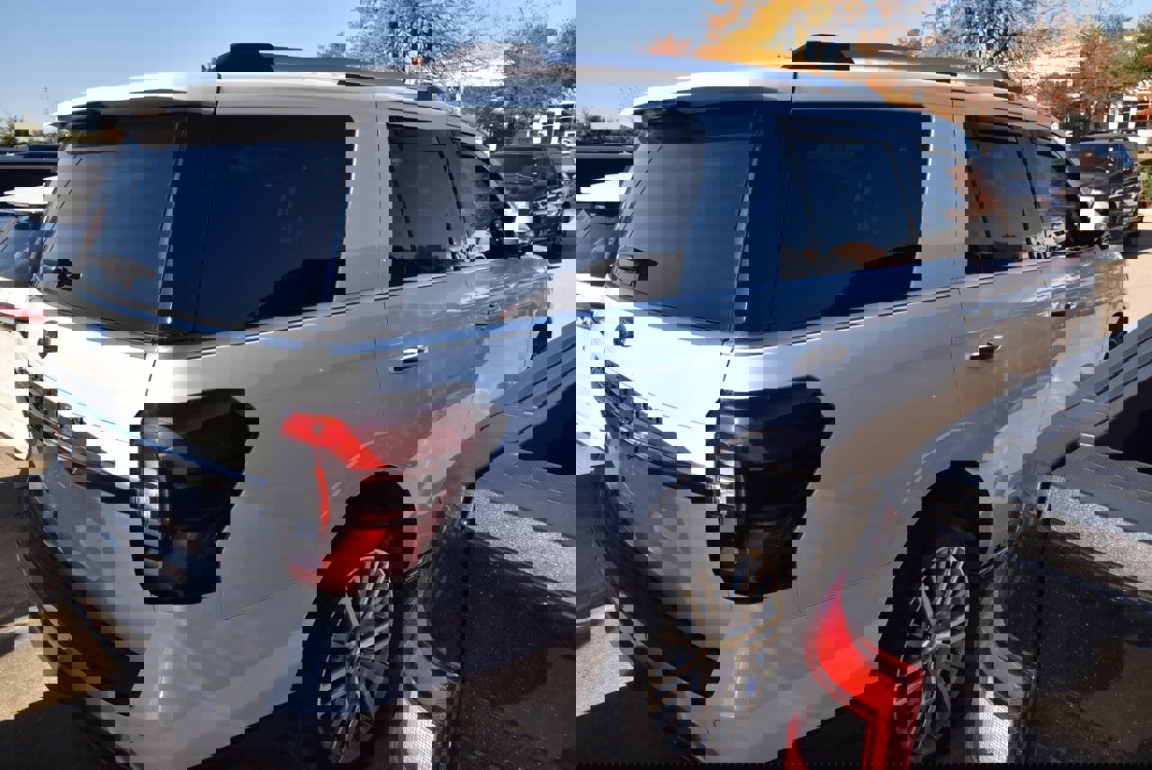 Certified 2024 Ford Expedition Limited image 6