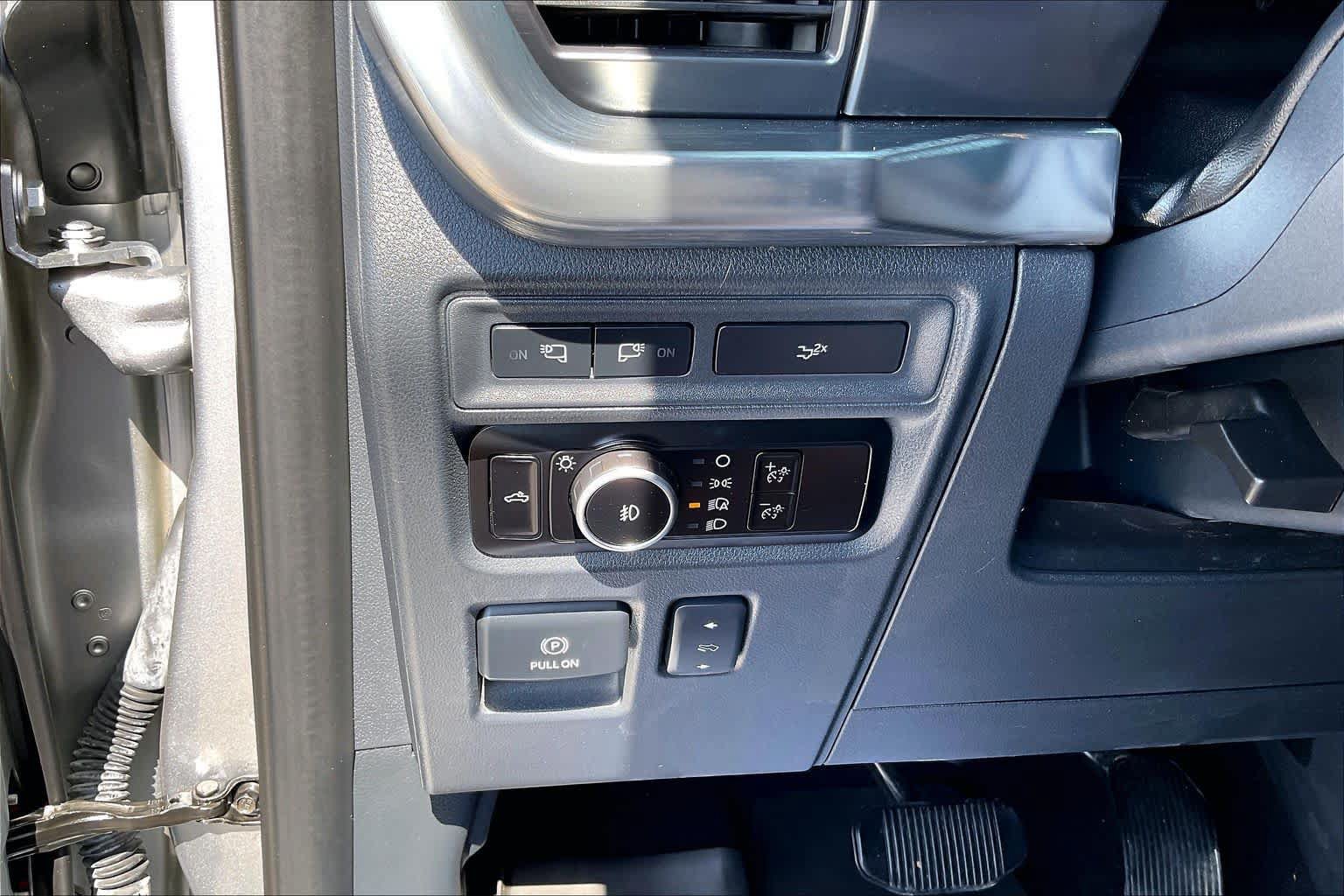 Certified 2023 Ford F150 Lariat AWD/4WD image 32