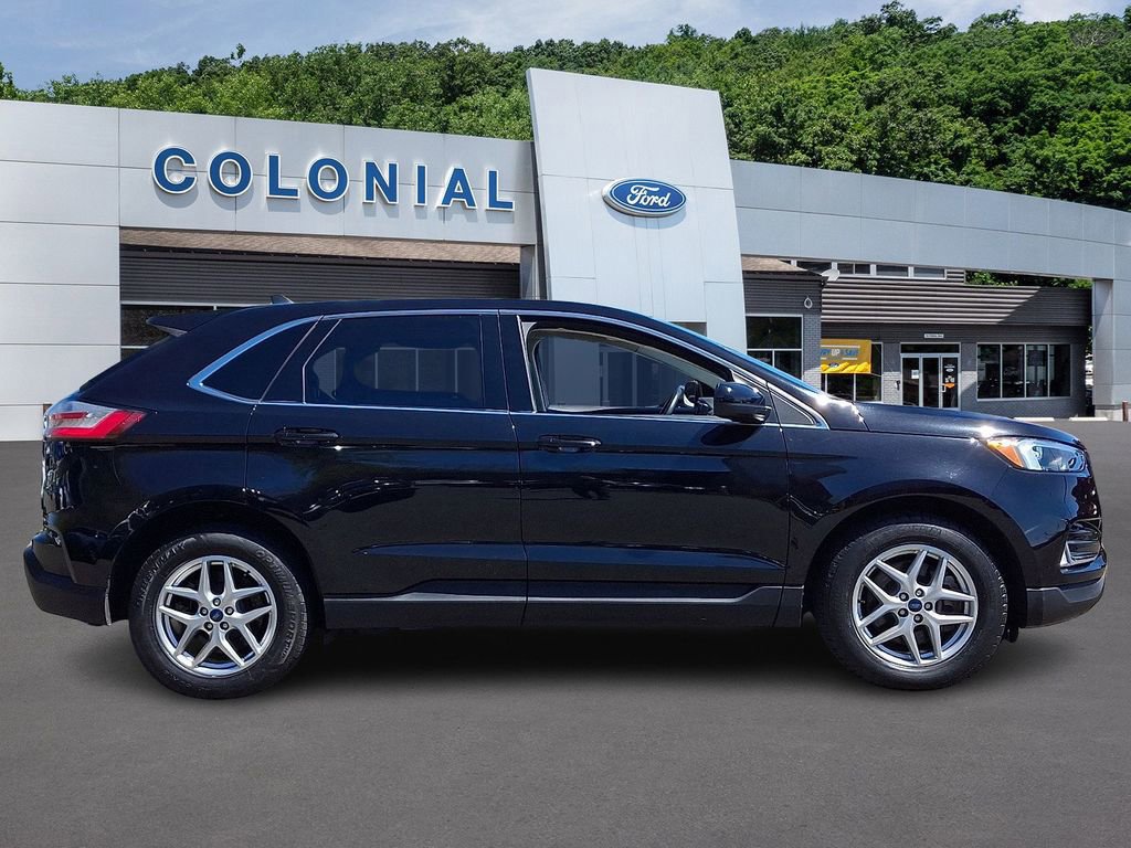 Certified 2022 Ford Edge SEL w/ Convenience Package AWD/4WD image 5