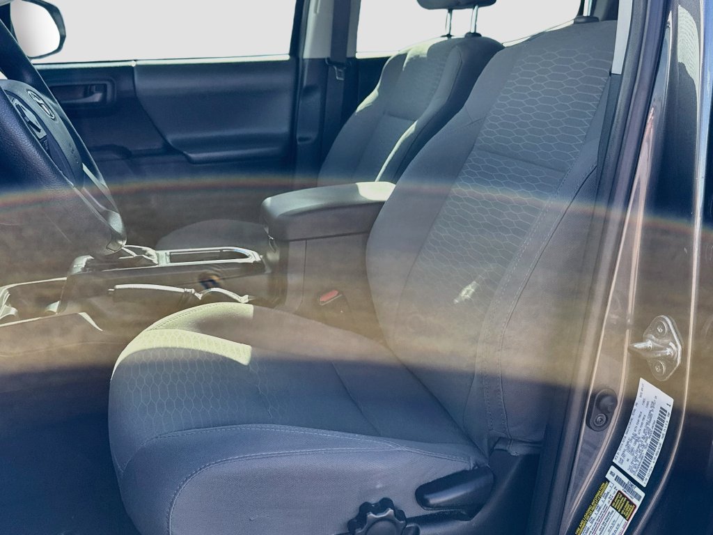 Used 2017 Toyota Tacoma SR RWD image 18