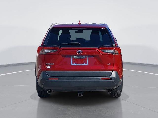 Used 2023 Toyota RAV4 LE FWD image 4