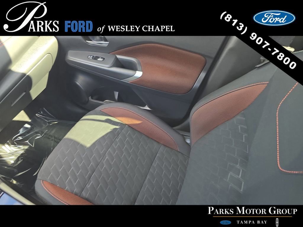 Used 2024 Nissan Kicks SR image 13