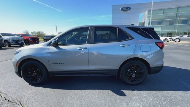 Used 2024 Chevrolet Equinox LS w/ LS Convenience Package image 3