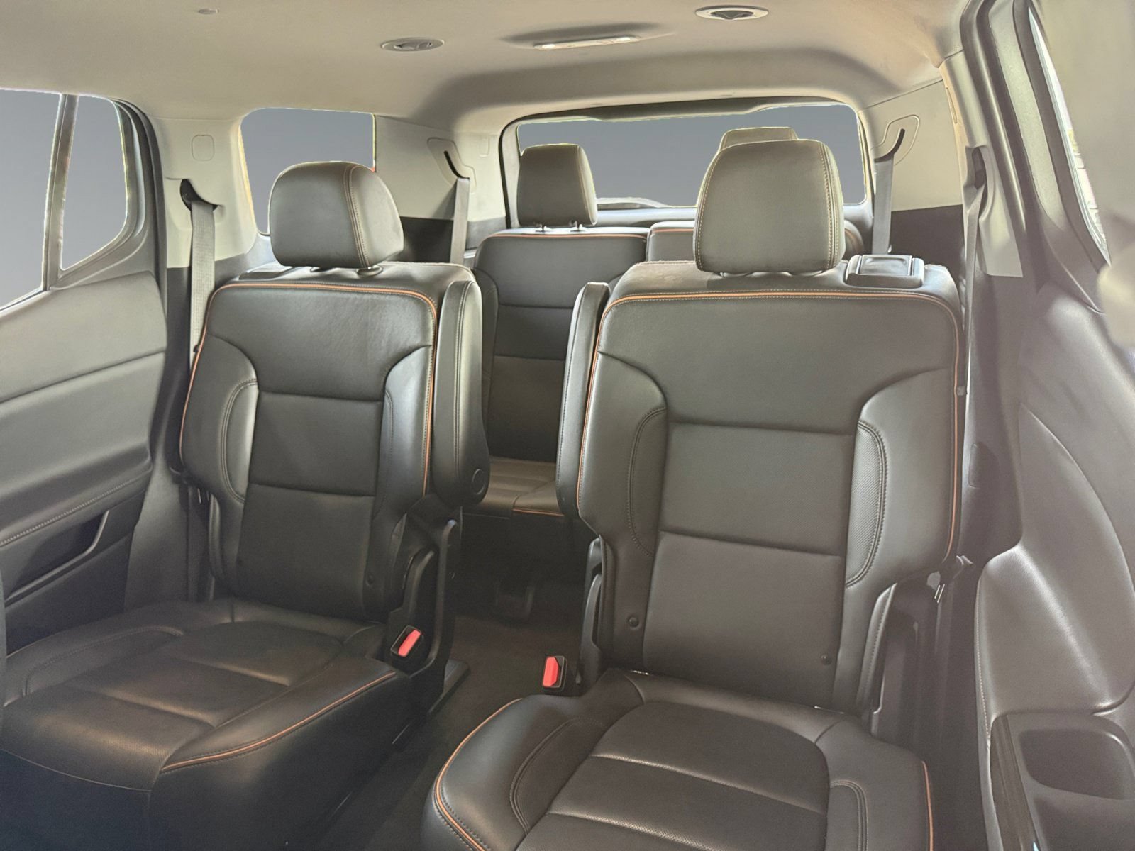 Used 2023 GMC Acadia AT4 w/ Preferred Package AWD/4WD image 18