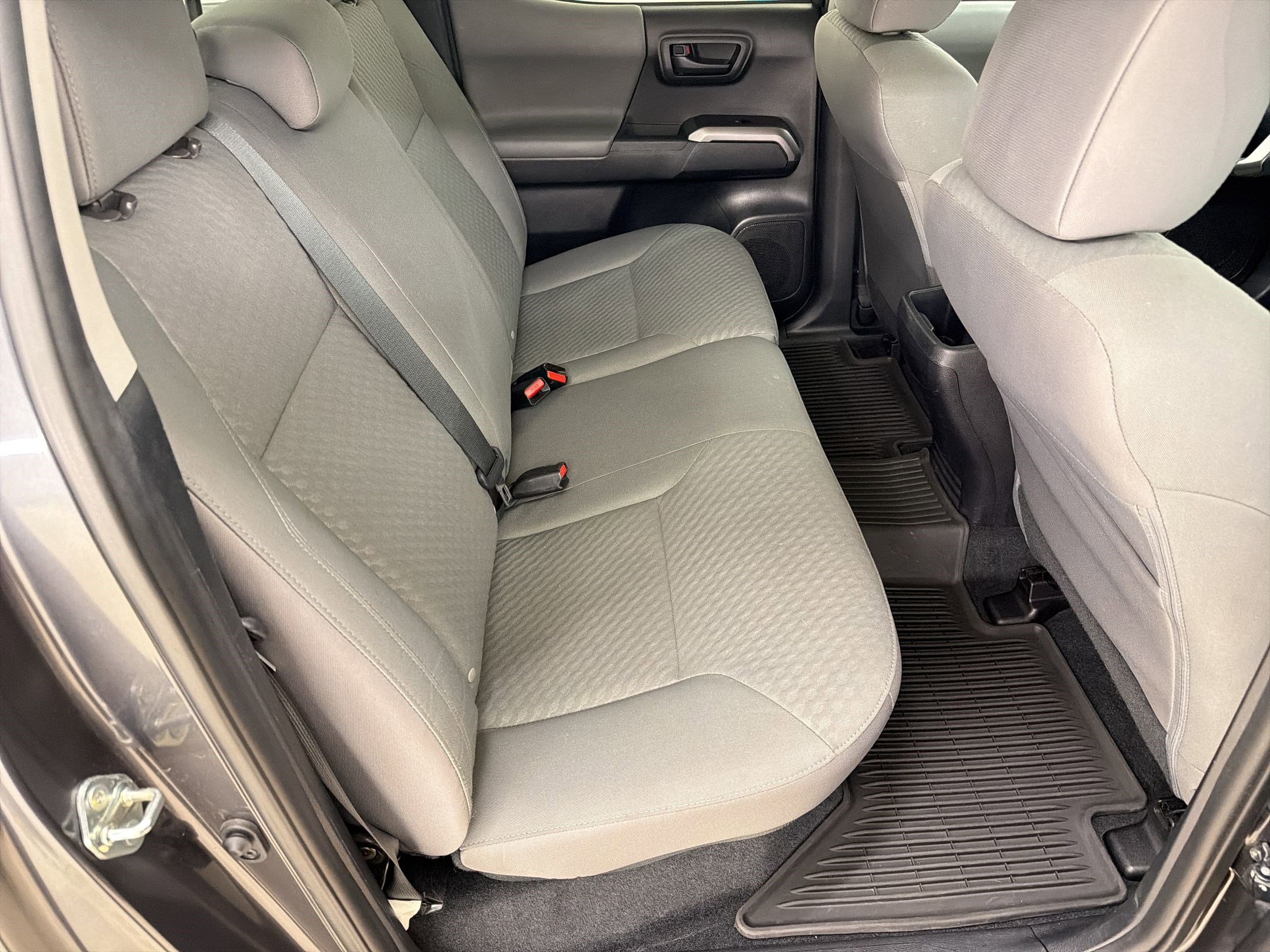 Used 2022 Toyota Tacoma SR5 w/ Technology Package RWD image 27