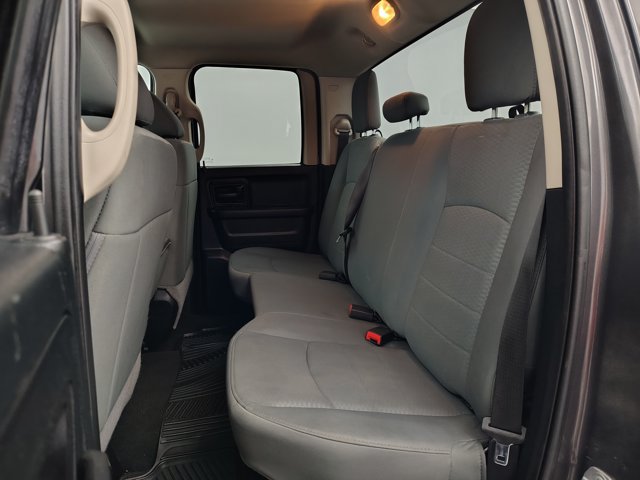 Used 2018 RAM 1500 Express AWD/4WD image 24