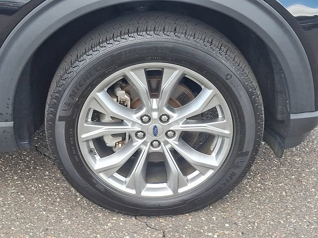 Certified 2023 Ford Explorer XLT w/ Equipment Group 202A AWD/4WD image 8