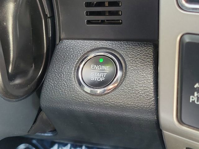 Certified 2022 Ford F250 Lariat w/ Lariat Ultimate Package image 19