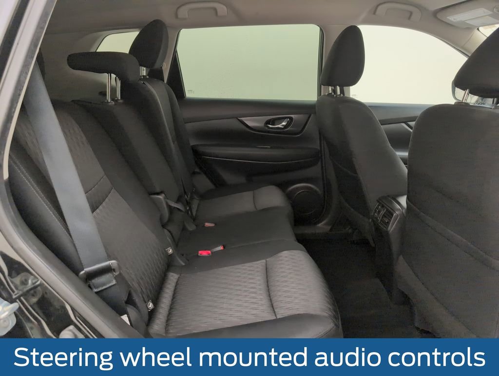 Used 2018 Nissan Rogue SV FWD image 16