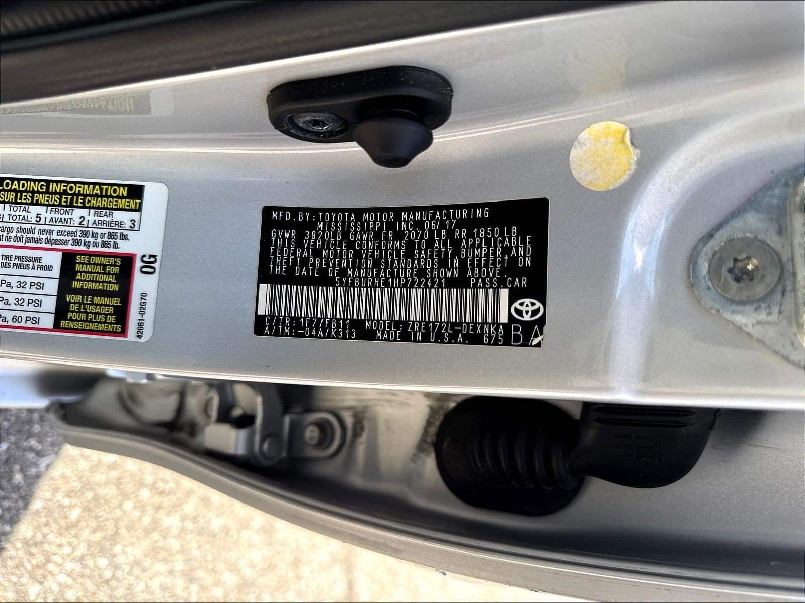 Used 2017 Toyota Corolla LE FWD image 21