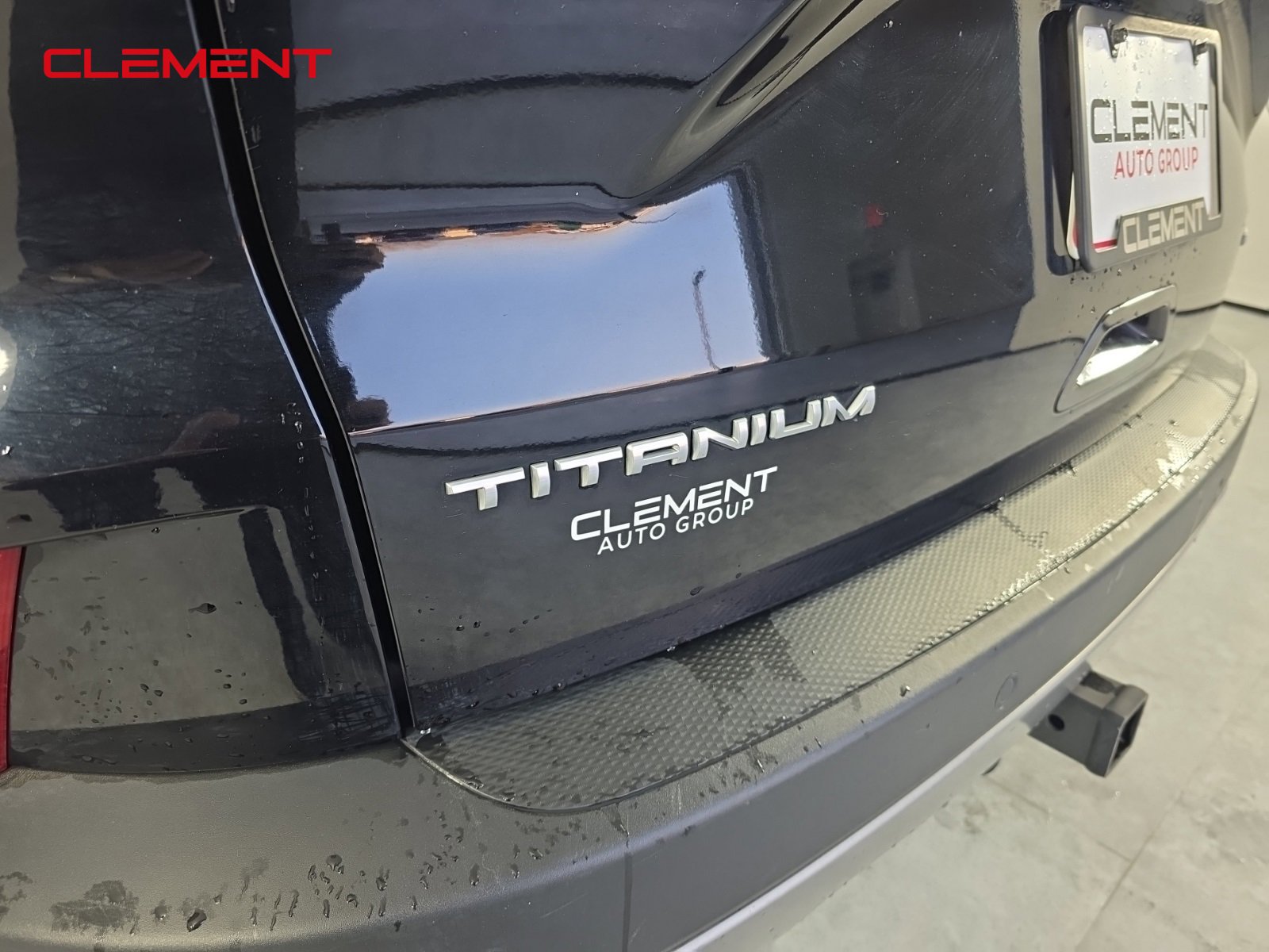 Certified 2022 Ford Escape Titanium w/ Titanium Elite Package image 9