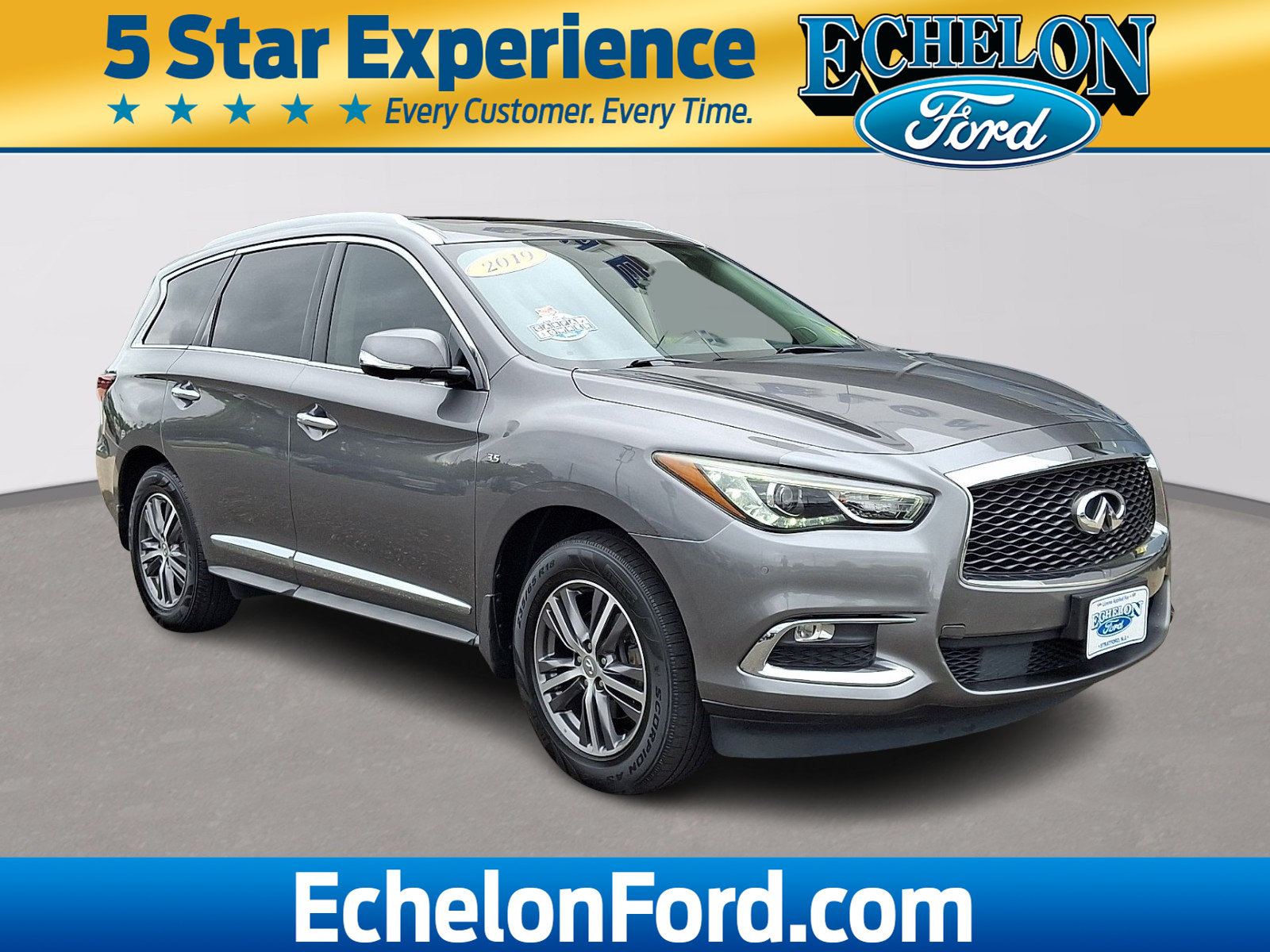 Used 2019 INFINITI QX60 Luxe w/ Essential Package AWD/4WD image 1