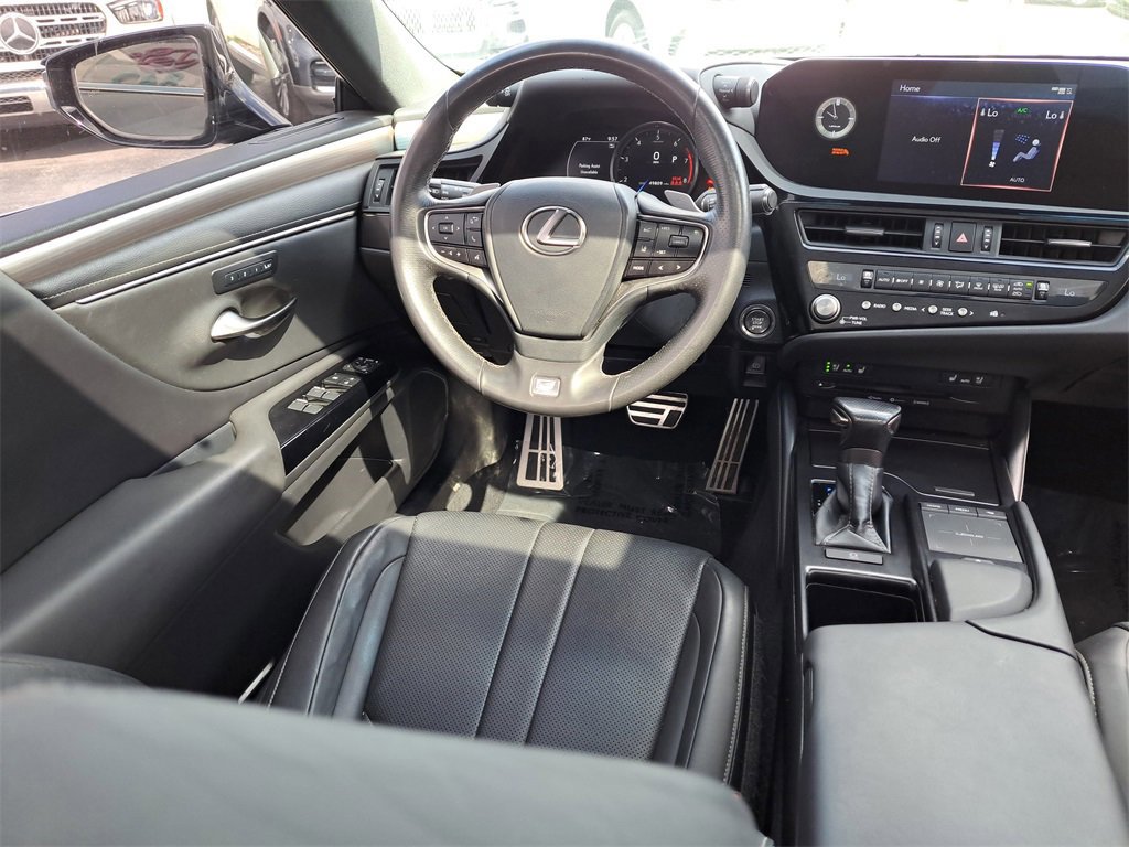 Used 2022 Lexus ES 350 F Sport image 9