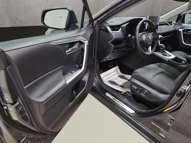 Used 2024 Toyota RAV4 XLE w/ Convenience Package AWD/4WD image 12