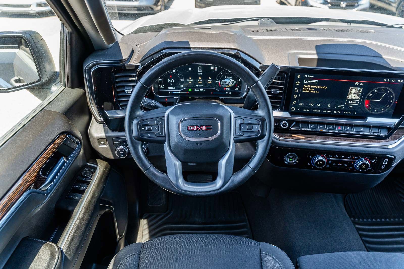 Used 2023 GMC Sierra 1500 Elevation AWD/4WD image 31