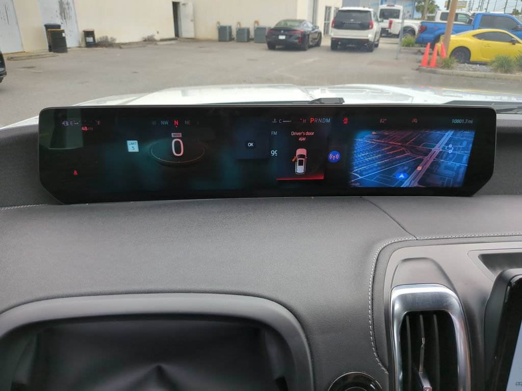 Certified 2025 Ford Expedition Platinum AWD/4WD image 35