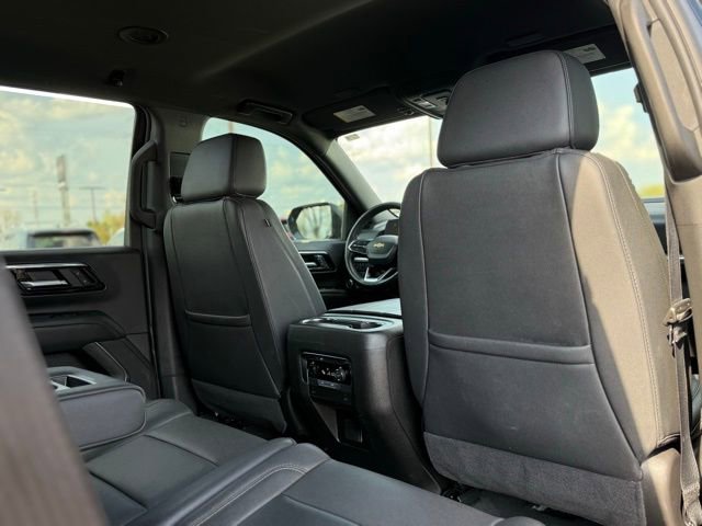 Used 2025 Chevrolet Tahoe LT AWD/4WD image 24