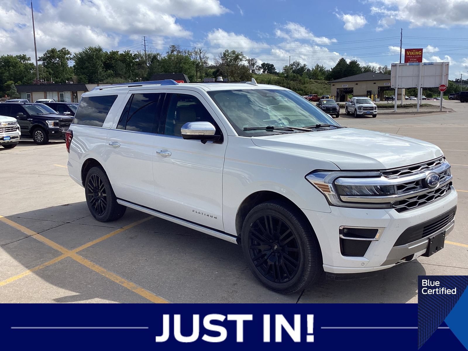 Certified 2022 Ford Expedition Max Platinum AWD/4WD image 2