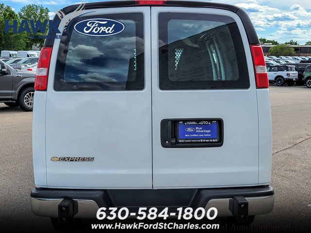 Used 2024 Chevrolet Express 2500 w/ Driver Convenience Package RWD image 5