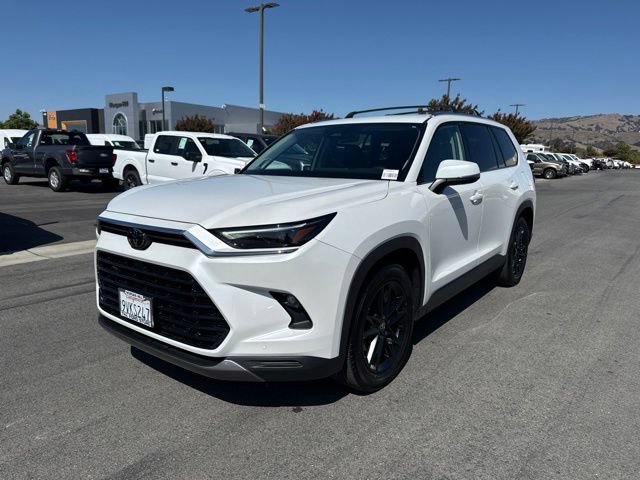 Used 2025 Toyota Grand Highlander AWD Hybrid image 2