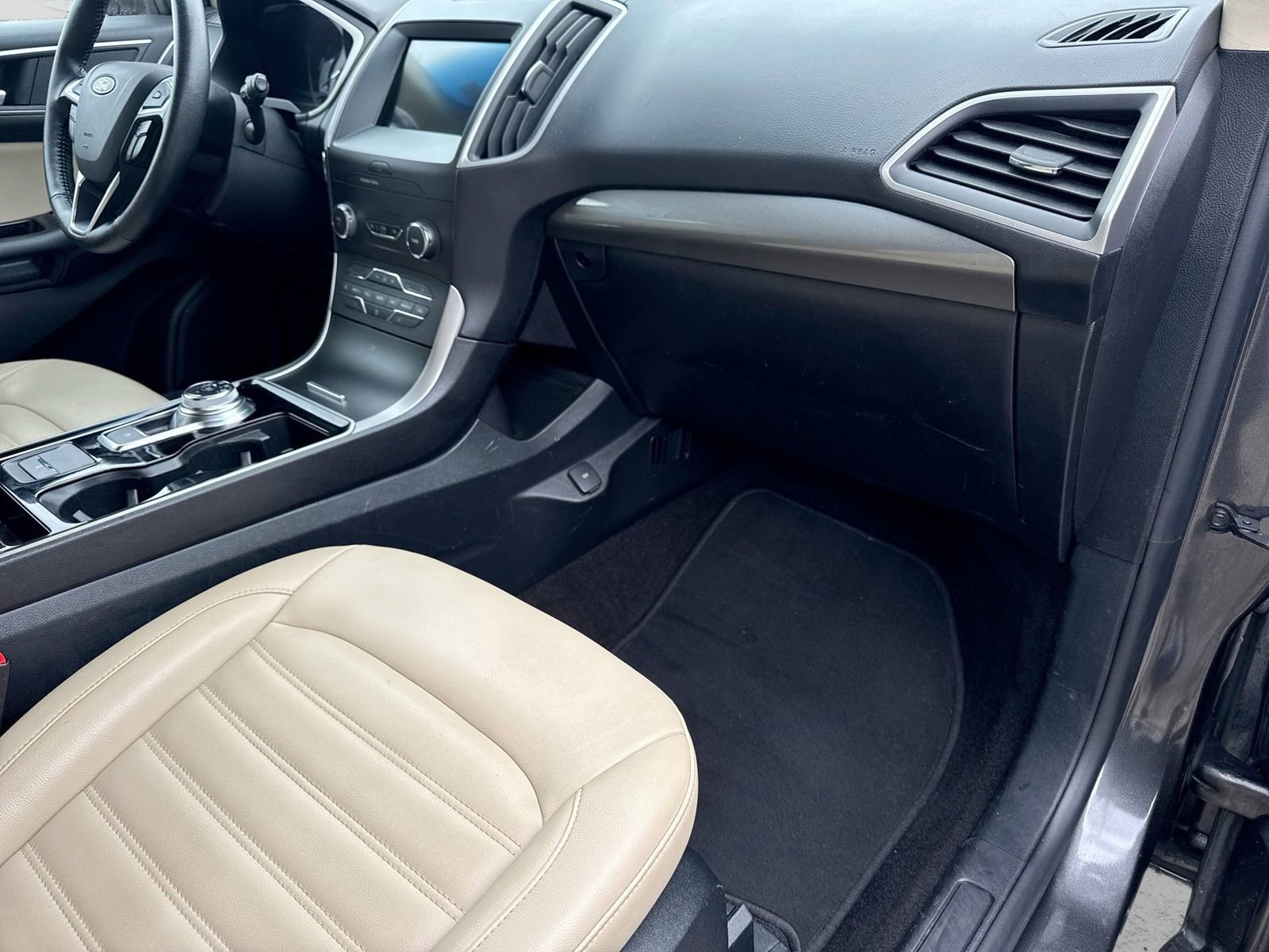 Certified 2020 Ford Edge SEL FWD image 8