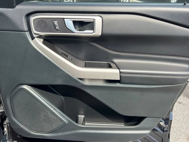 Certified 2024 Ford Explorer XLT AWD/4WD image 17