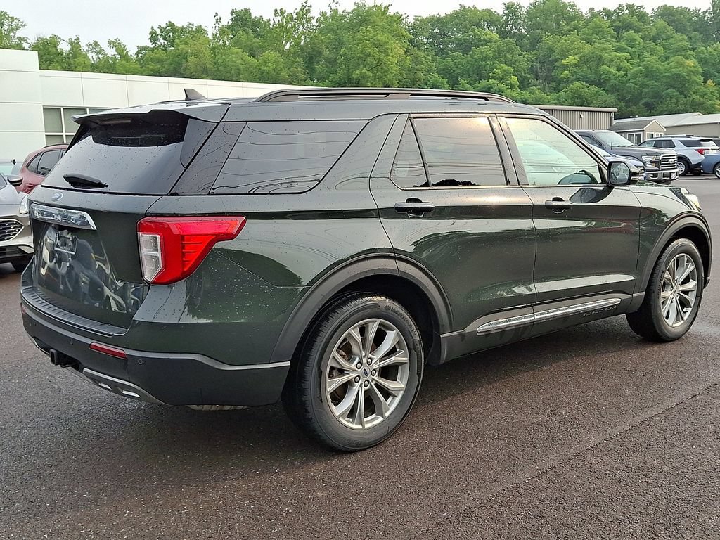 Certified 2024 Ford Explorer XLT w/ Equipment Group 202A AWD/4WD image 11