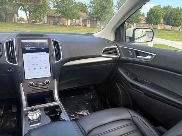 Certified 2024 Ford Edge SEL w/ Convenience Package AWD/4WD image 25