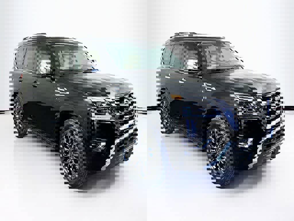 Used 2022 Nissan Armada Platinum image 7