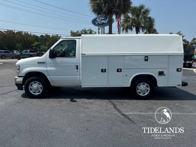 Certified 2024 Ford E-350 and Econoline 350 Super Duty w/ Power Windows & Locks Group RWD image 5